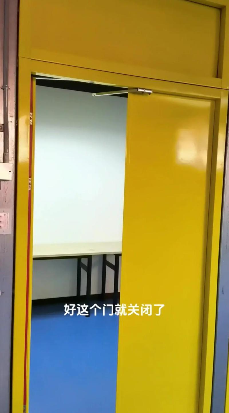 常開式防火門監控器手動關門操作指南